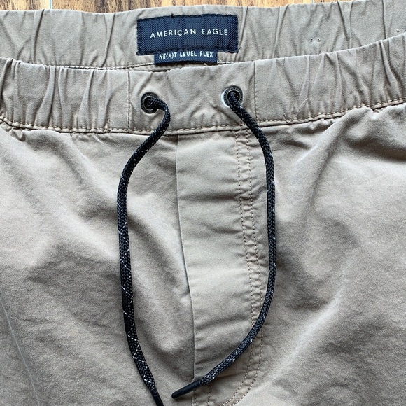 American Eagle khaki joggers | size Medium - Picture 4 of 7